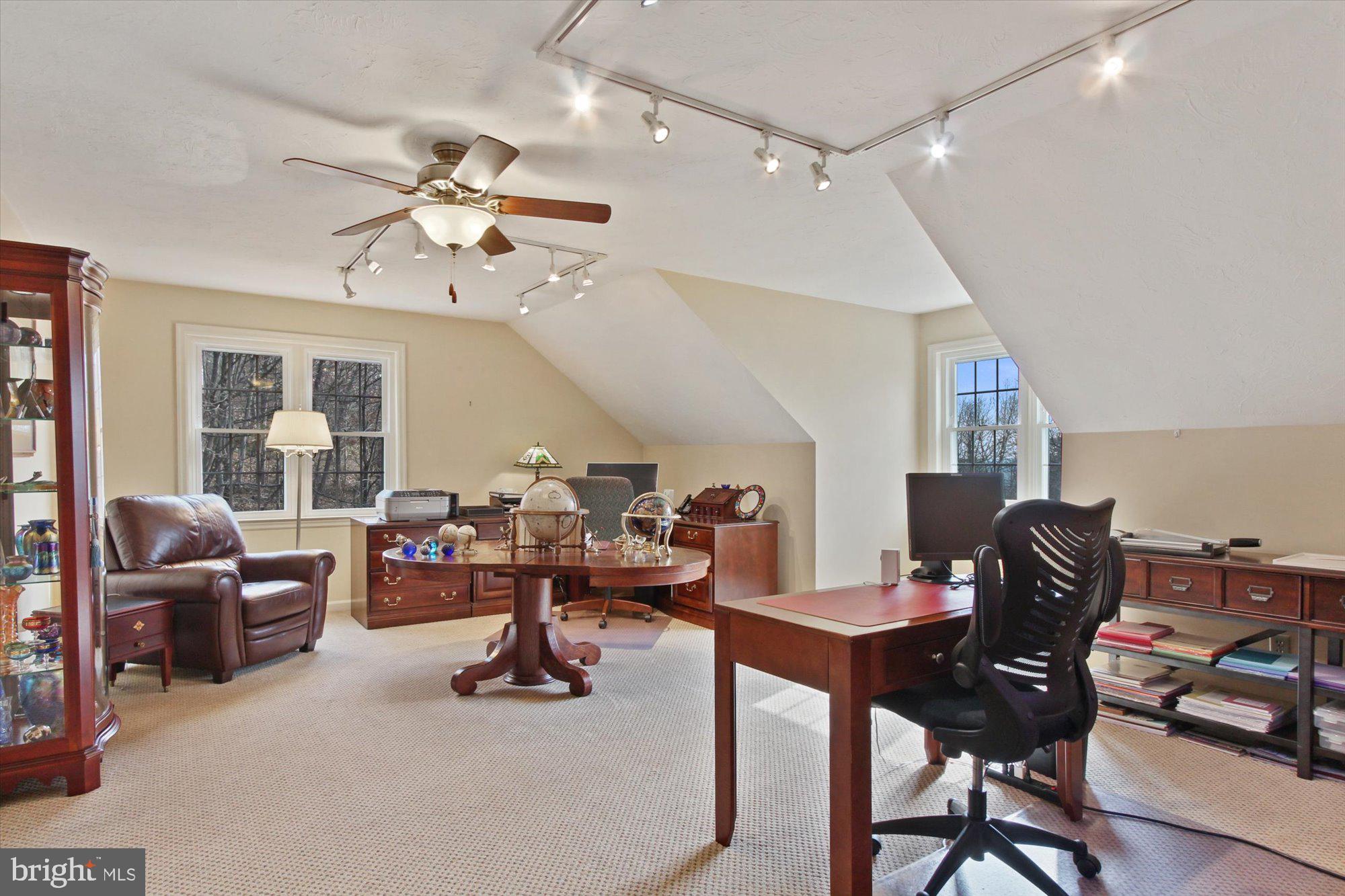 3917 Ridgewood Road York, PA 17406 - Photo 23 of 43 2nd Floor - Bedroom #2