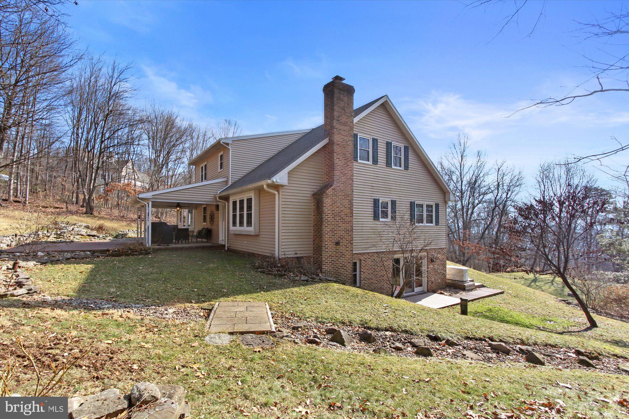 3917 Ridgewood Road York, PA 17406 - Photo 35 of 43 Side View of Home