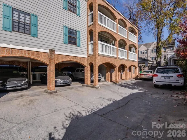 $1,250 | 406 West 9th Street, Unit 304, Charlotte, NC 28202