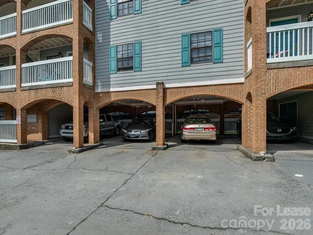 $1,250 | 406 West 9th Street, Unit 304, Charlotte, NC 28202