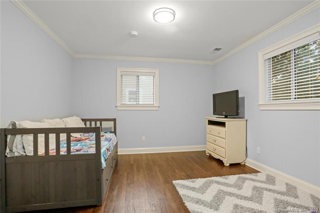 10 Harvann Road Norwalk, CT 06850 - Photo 20 of 32
