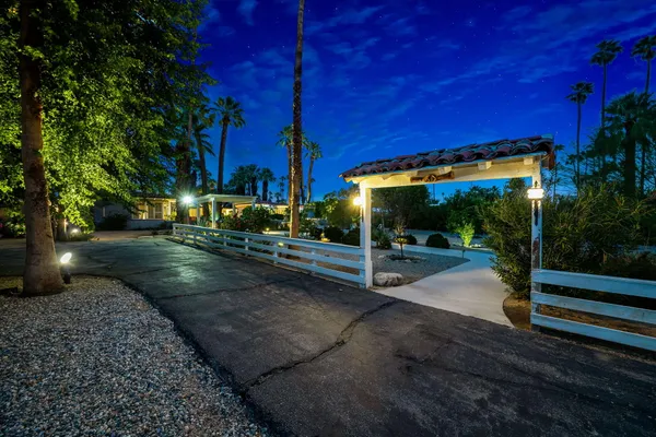 $3,400,000 | 365 Camino Norte, Palm Springs, CA 92262