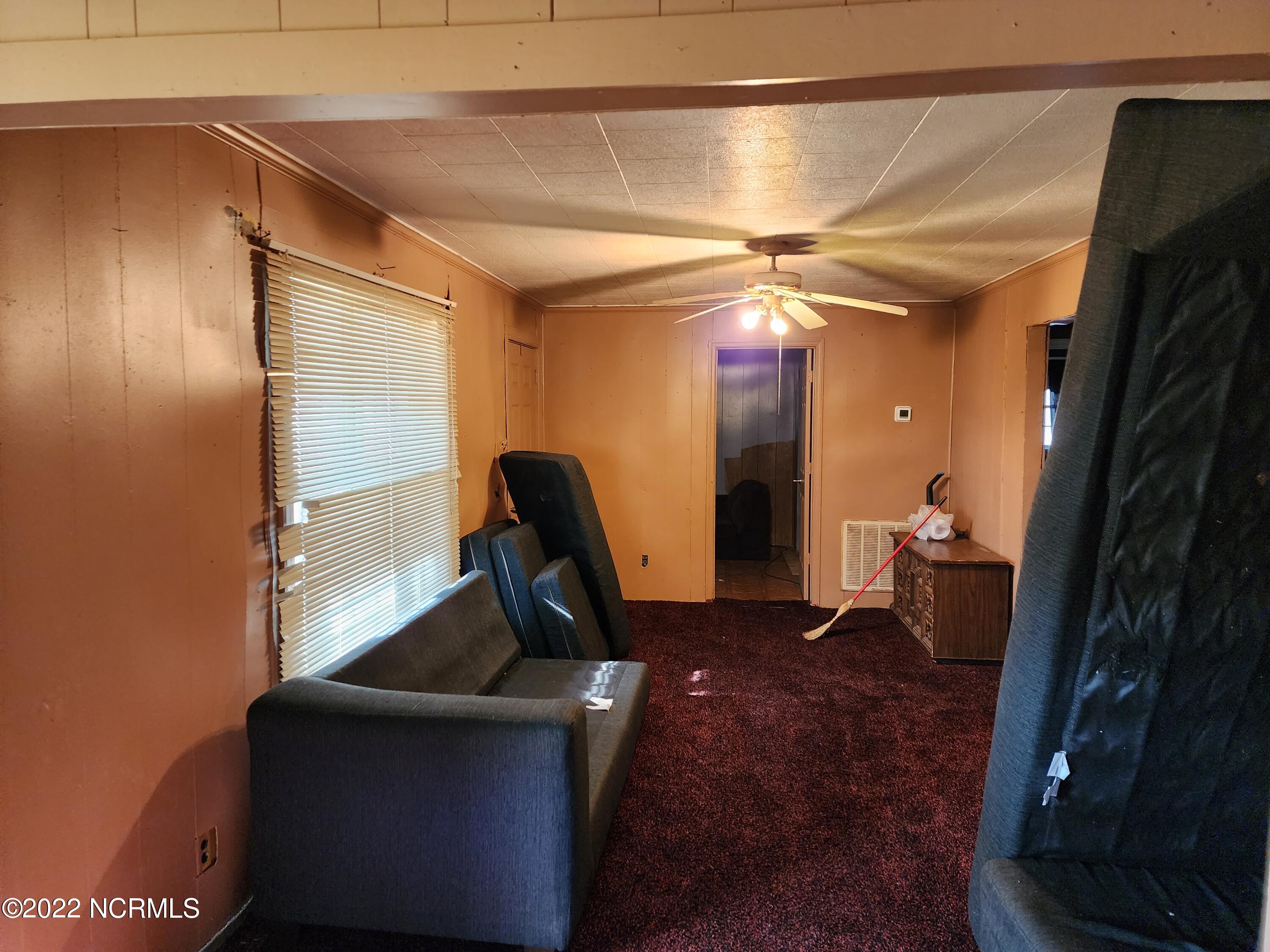 654 Meadow Road Colerain, NC 27924 - Photo 3 of 11 Living Room