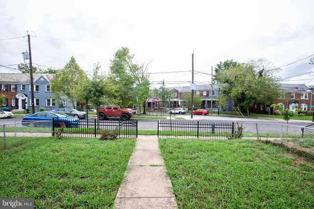 $350,000 | 1332 Bryant Street Northeast, Unit 3, Washington, DC 20018