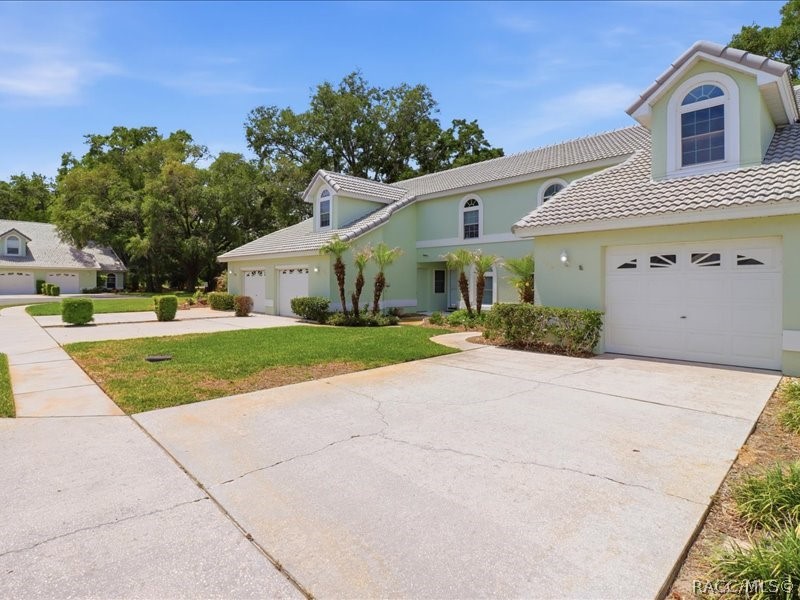 709 Moray Drive Inverness, FL 34453 - Photo 6 of 55 1 car garage with exterior and interior access