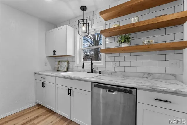 $189,900 | 1310 Normandy Lane, Jackson, MO 63755