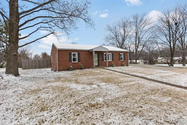 $189,900 | 1310 Normandy Lane, Jackson, MO 63755