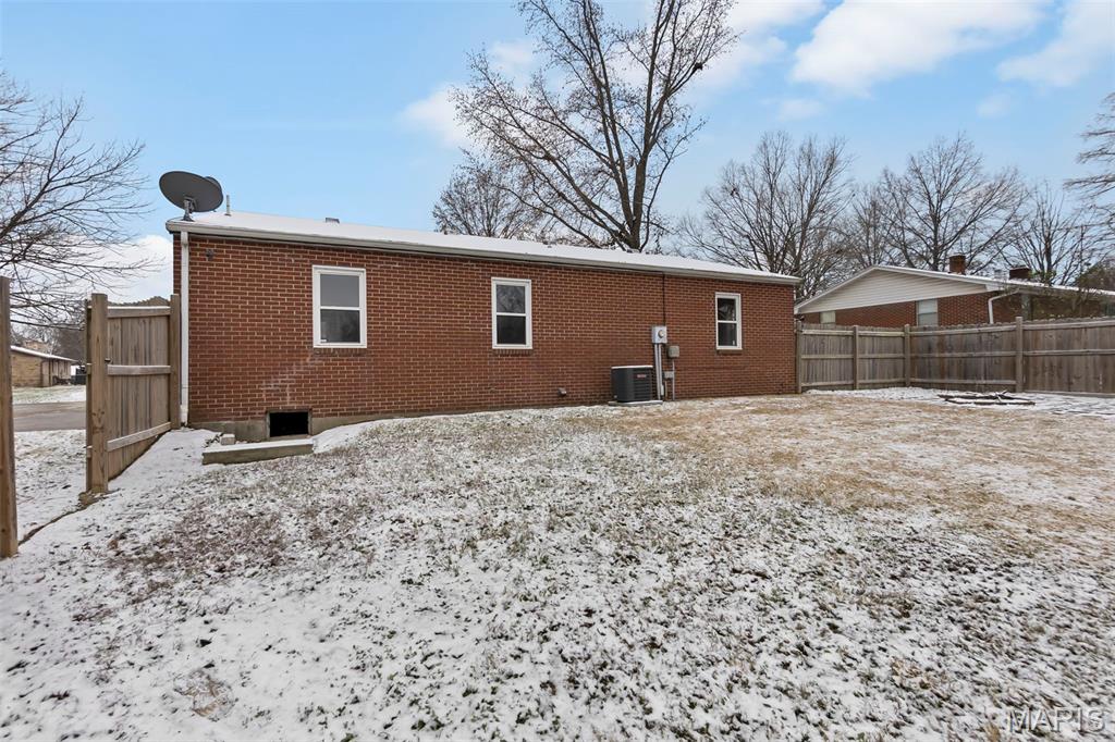 1310 Normandy Lane Jackson, MO 63755 - Photo 9 of 30