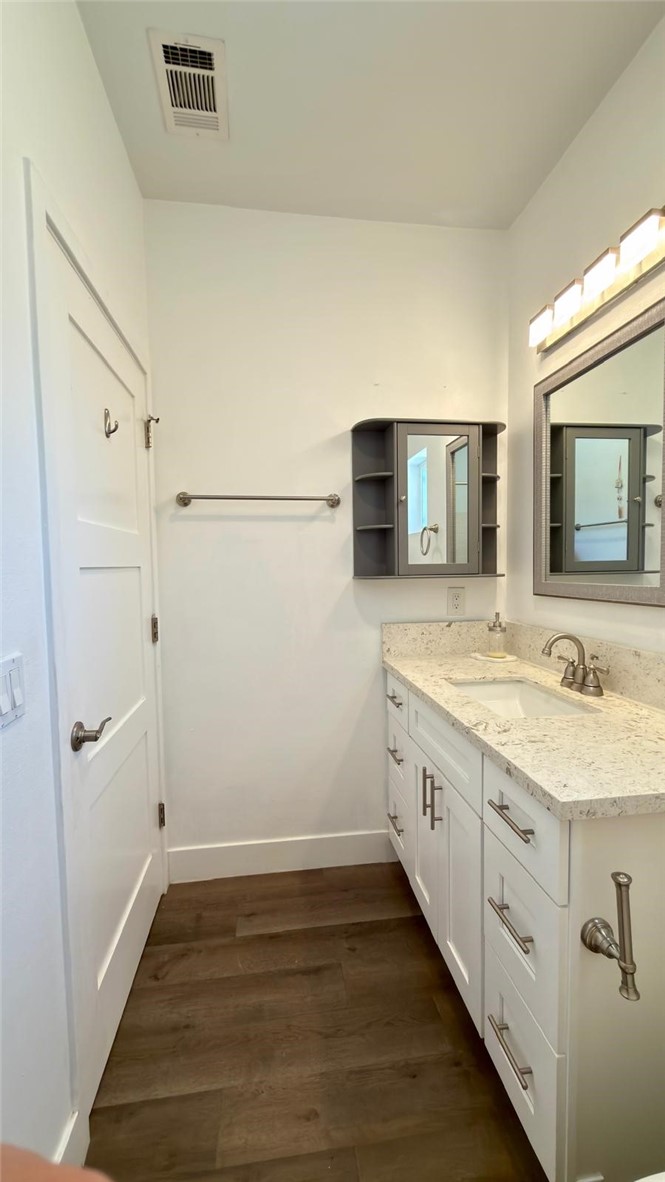 21224 West Rinaldi Chatsworth, CA 91311 - Photo 18 of 72