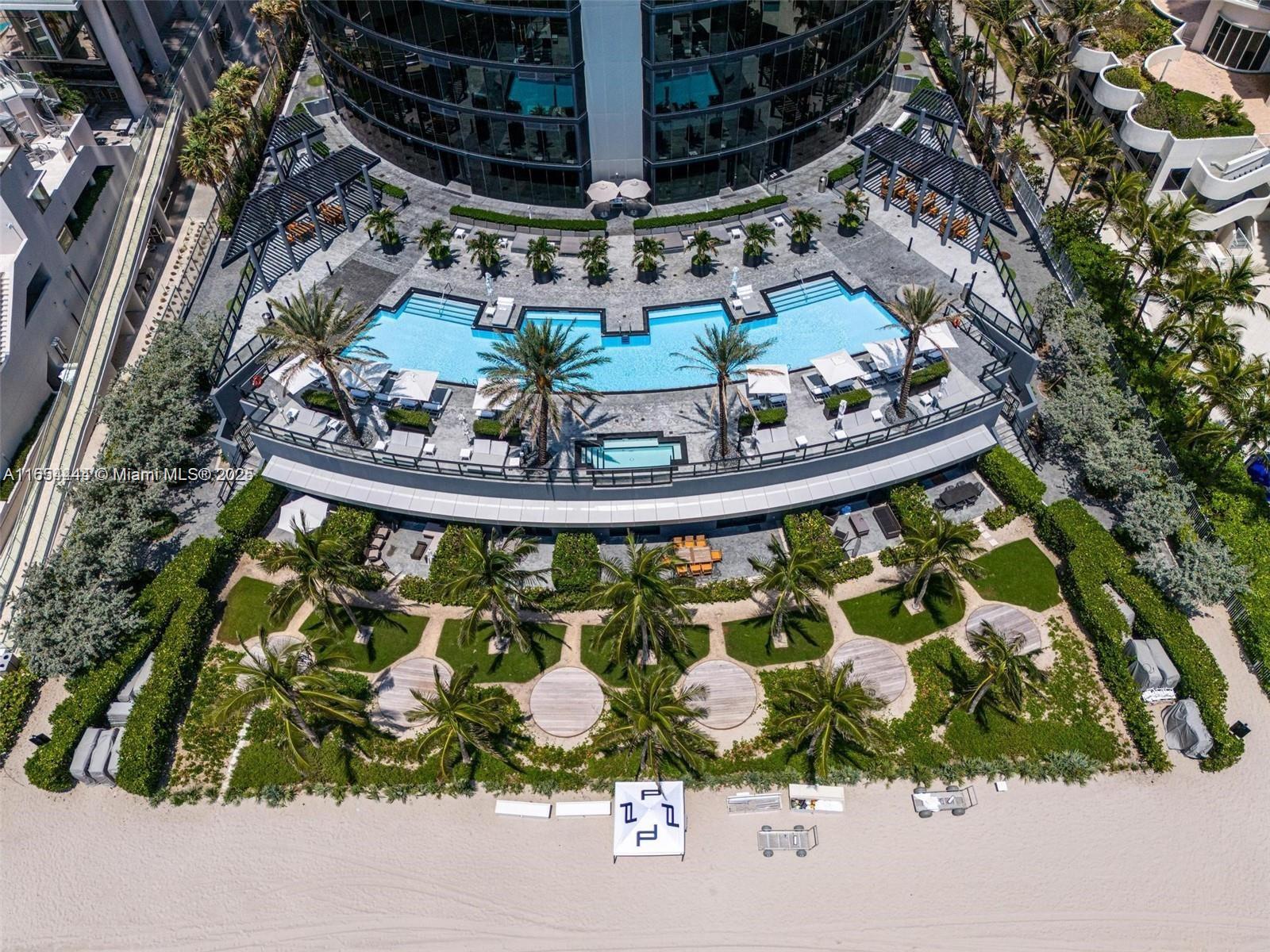 18555 Collins Avenue, Unit 5001 Sunny Isles Beach, FL 33160 - Photo 25 of 34