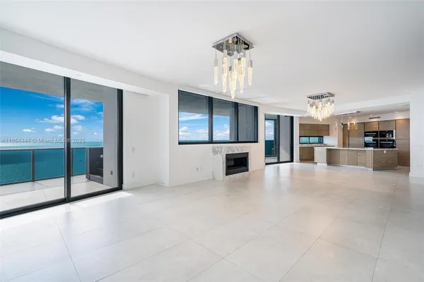 $29,500 | 18555 Collins Avenue, Unit 5001, Sunny Isles Beach, FL 33160