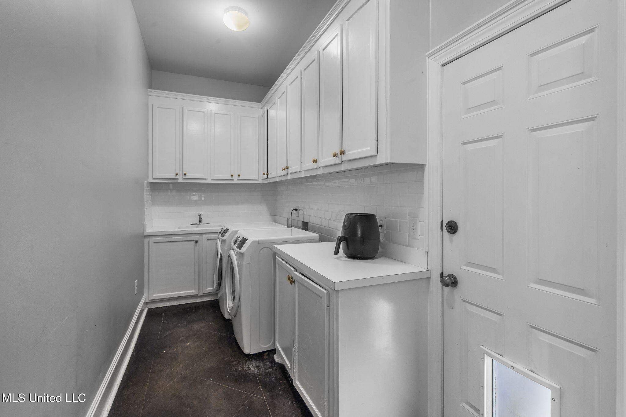 1808 Meadowbrook Road Jackson, MS 39211 - Photo 24 of 40 28-web-or-mls-1808 Meadowbrook-28