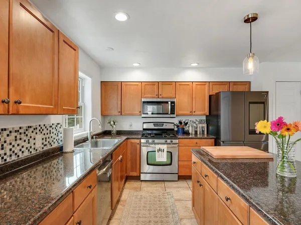 $580,000 | 34 Emmas Way, Colchester, VT 05446