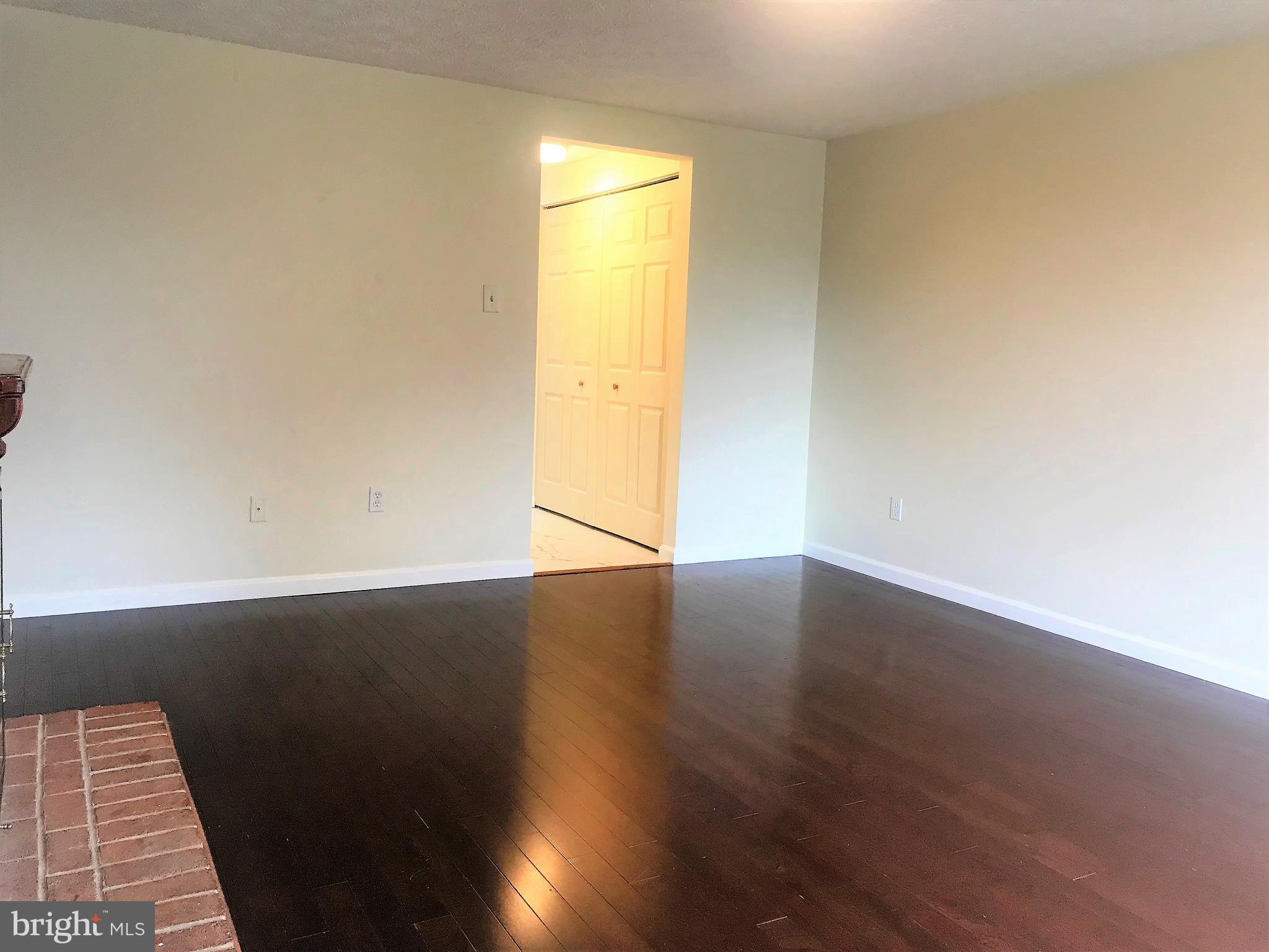 440 Heather Ridge Drive Frederick, MD 21702 - Photo 3 of 40 Gallery Image 3