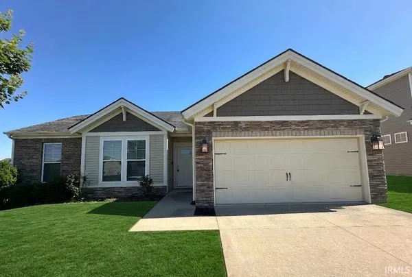 $1,995 | 2331 Jamaica Court, Evansville, IN 47725