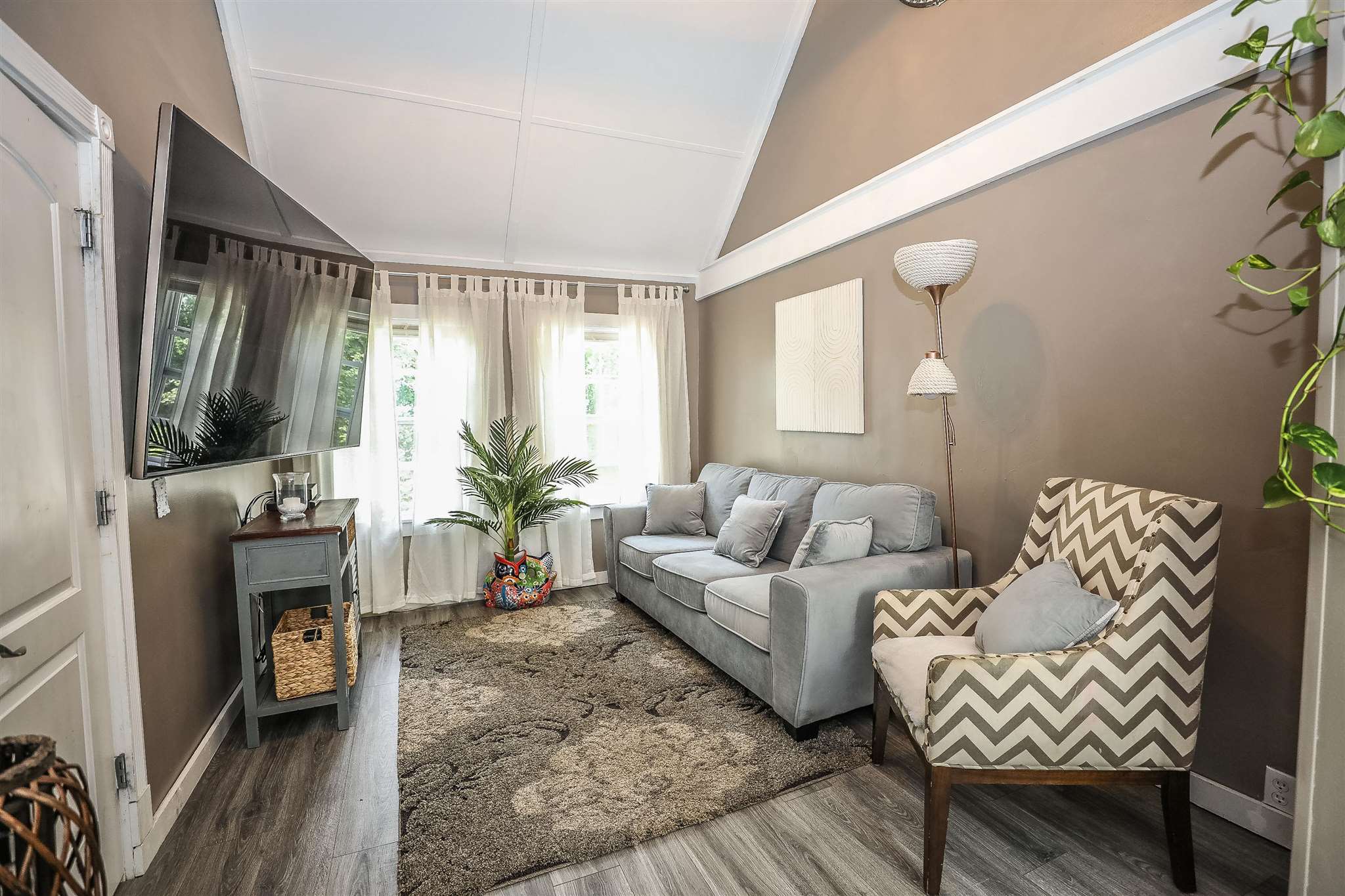 18 High Street Milford, NH 03055 - Photo 15 of 34