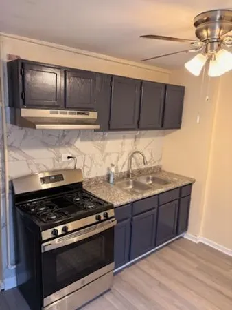 $1,500 | 10501 South Corliss Avenue, Unit 2, Chicago, IL 60628