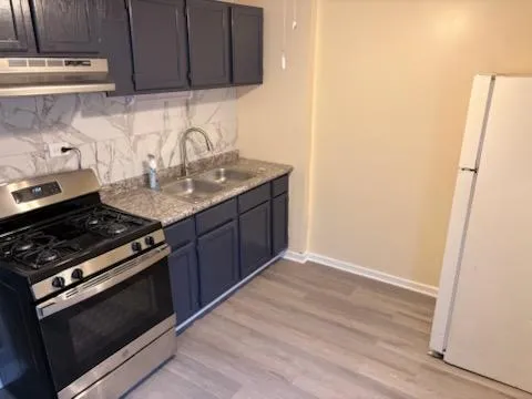 $1,500 | 10501 South Corliss Avenue, Unit 2, Chicago, IL 60628