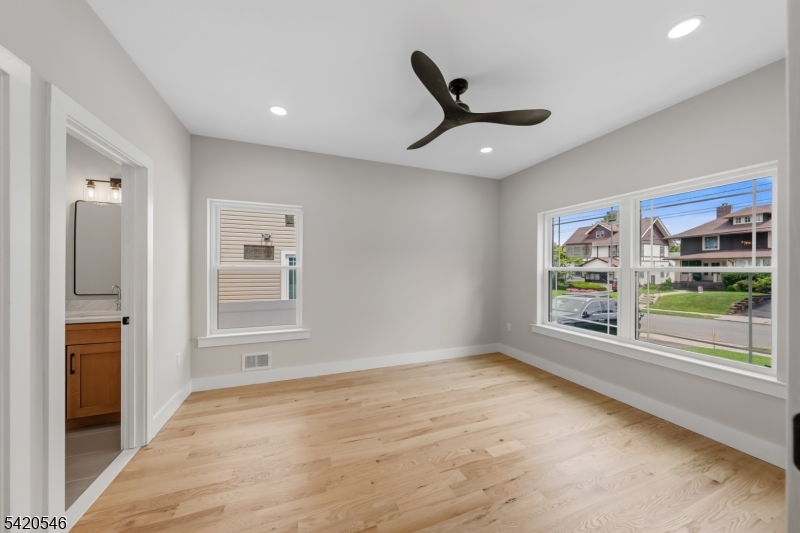 72 Hillside Road Elizabeth, NJ 07208 - Photo 9 of 32 Gallery Image 9