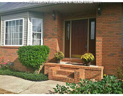 637 Wythal Road St. Albans, WV 25177 - Photo 3 of 16 Exterior Front.
