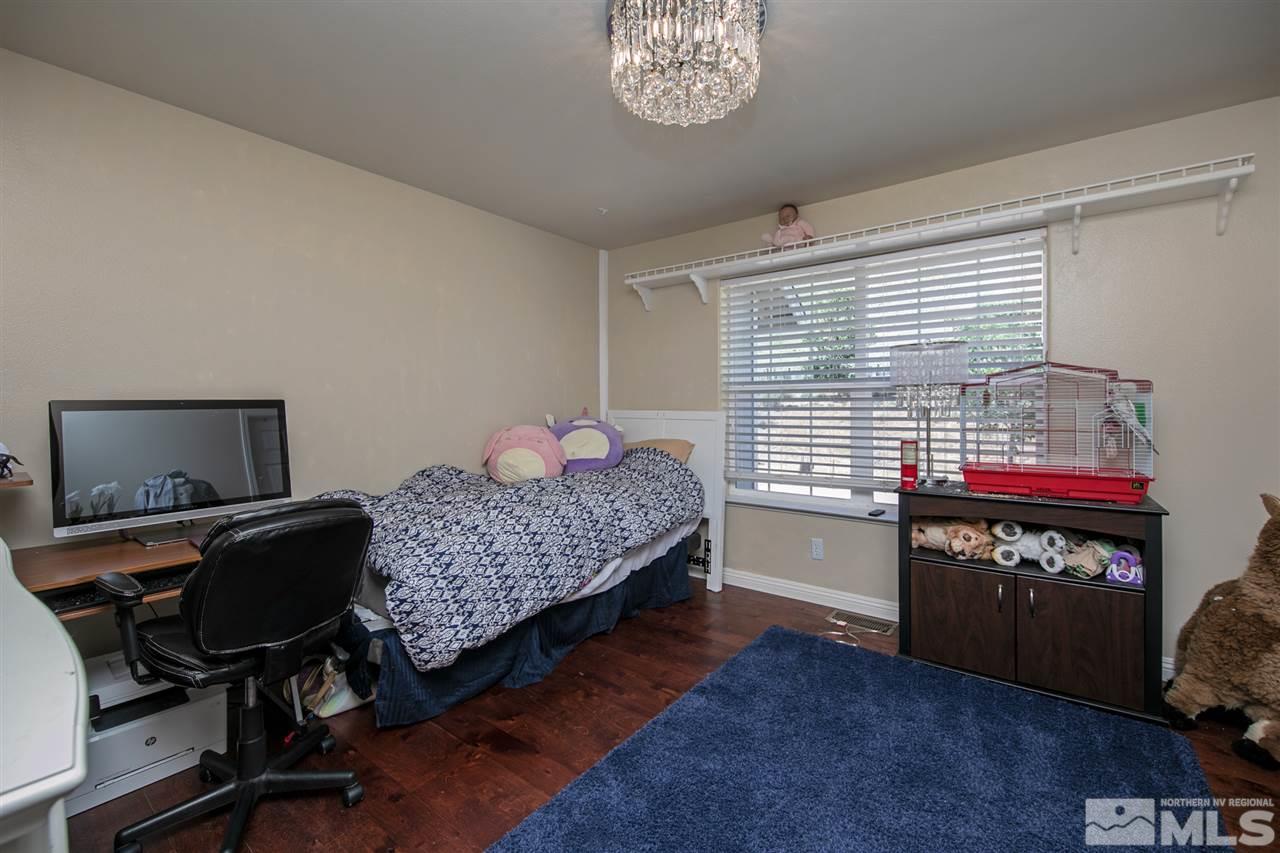 805 Thoroughbred Circle Reno, NV 89508 - Photo 18 of 40 Photo 18