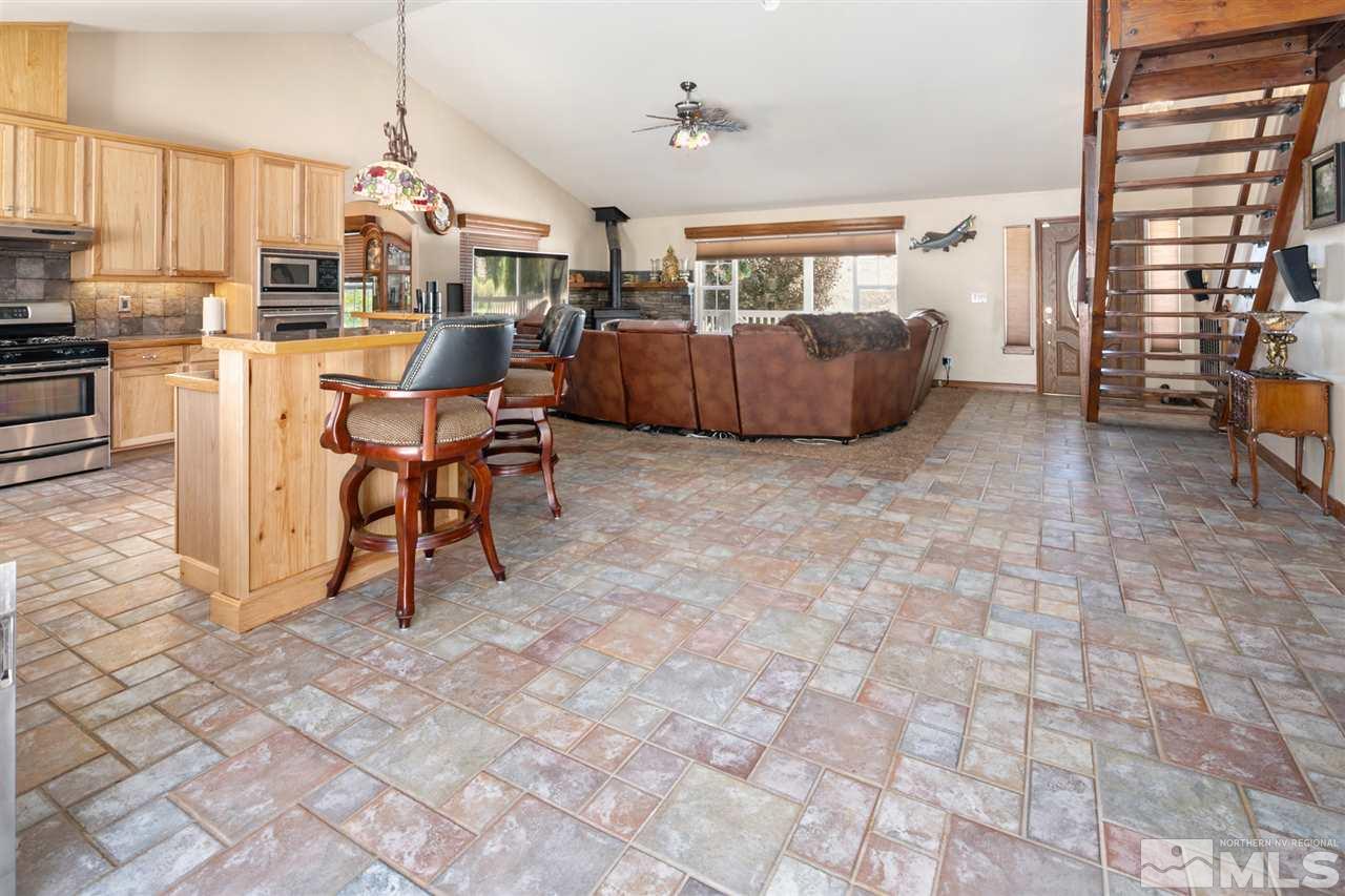 805 Thoroughbred Circle Reno, NV 89508 - Photo 9 of 40 Photo 9