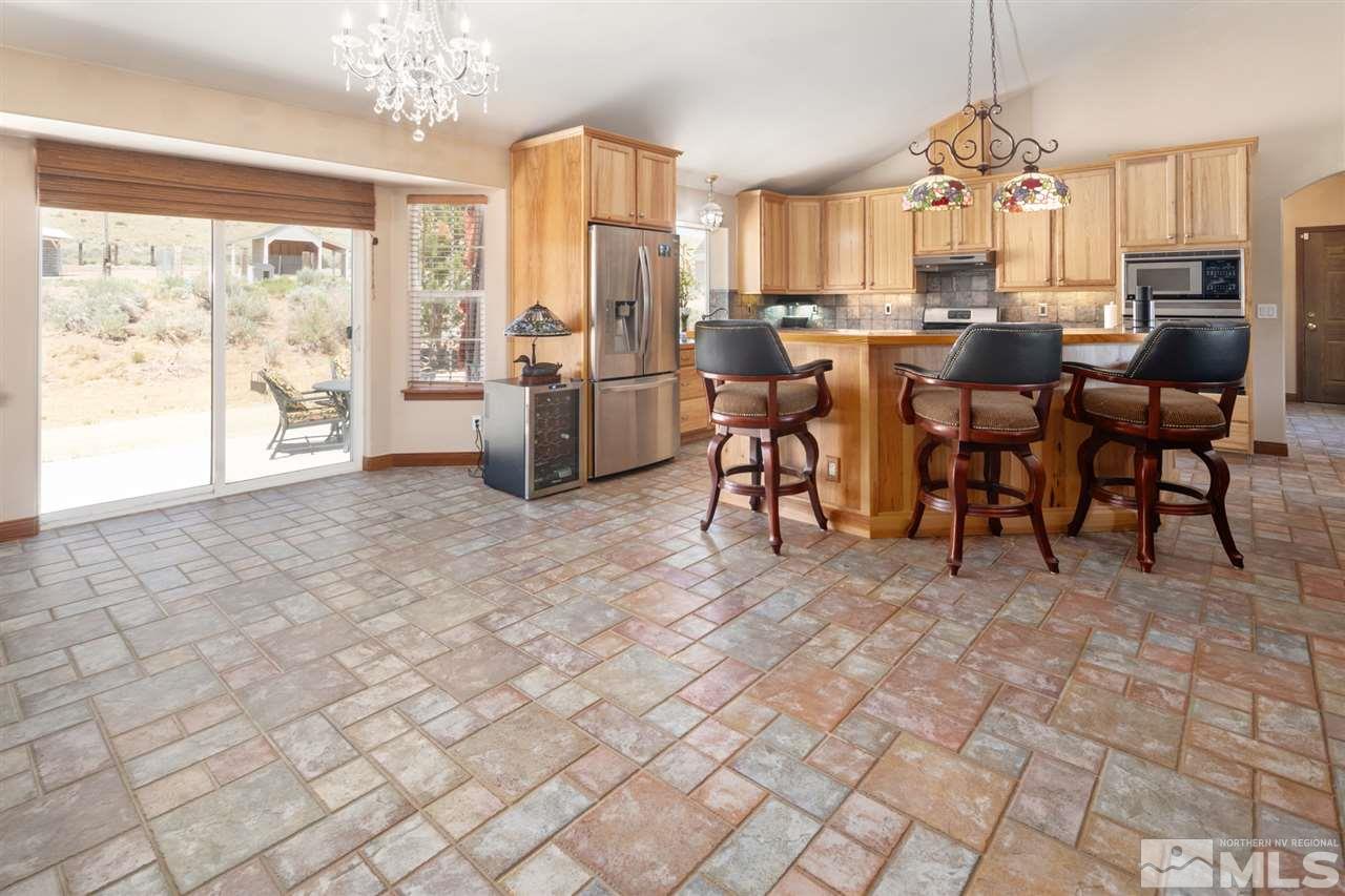 805 Thoroughbred Circle Reno, NV 89508 - Photo 10 of 40 Photo 10
