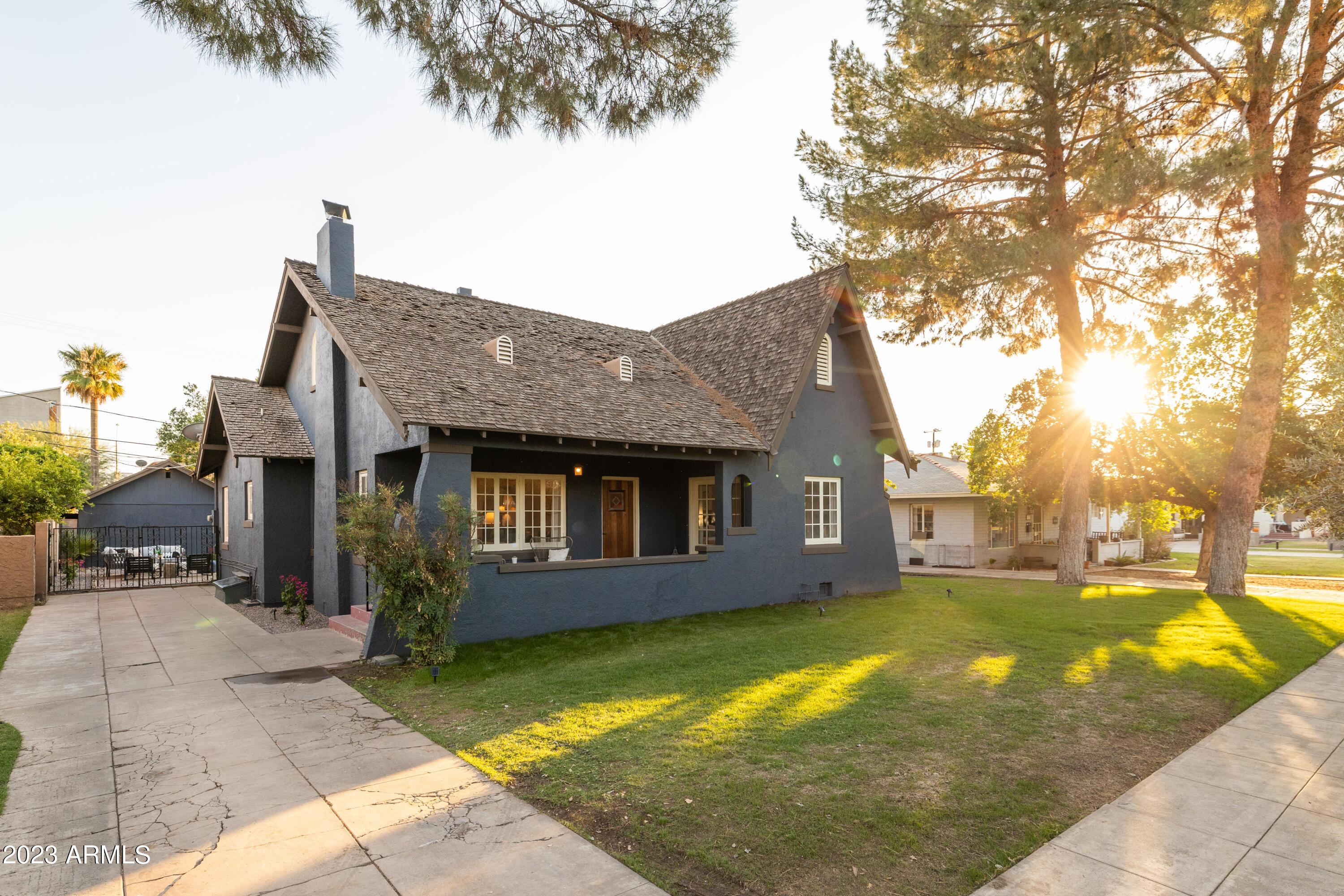 119 West Almeria Road Phoenix, AZ 85003 - Photo 2 of 67 Tudor Revival