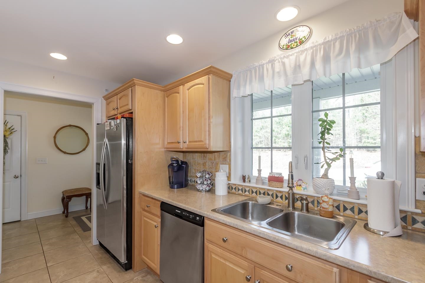 29 Shaker Hill Road Hooksett, NH 03106 - Photo 11 of 44