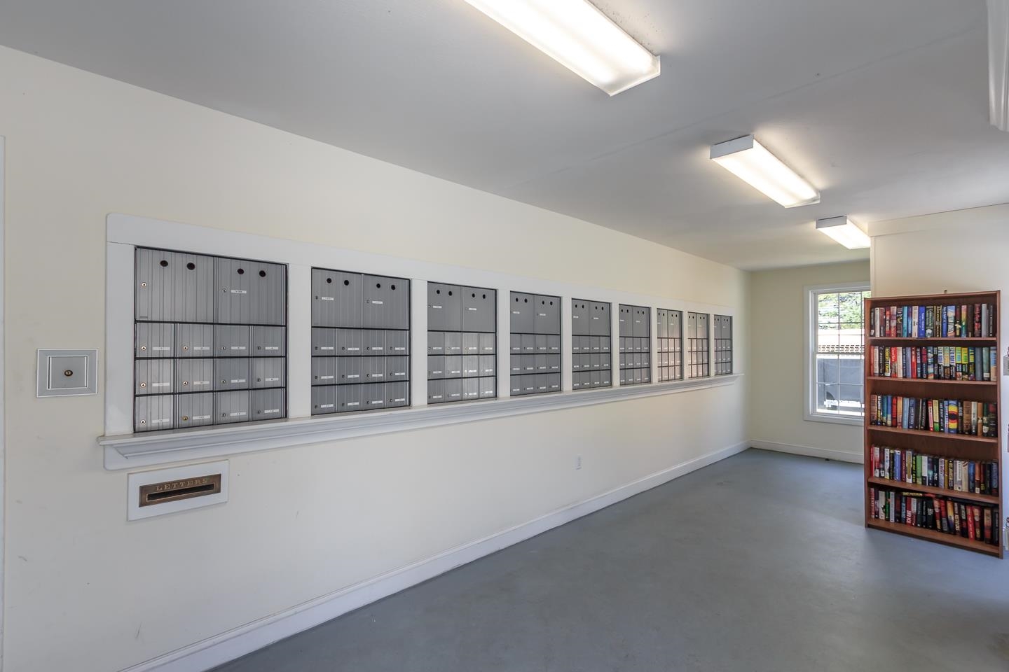 29 Shaker Hill Road Hooksett, NH 03106 - Photo 41 of 44