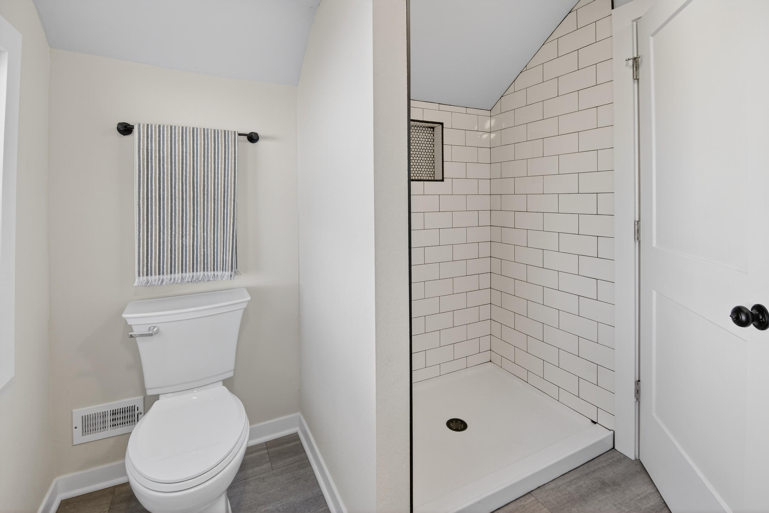 1315 Arthur Avenue Racine, WI 53405 - Photo 29 of 37 032_DSC_2601