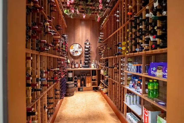 $2,500,000 | 32592 Juniper Road, Chatfield, MN 55923