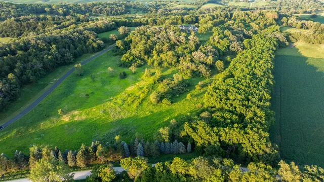 $2,500,000 | 32592 Juniper Road, Chatfield, MN 55923