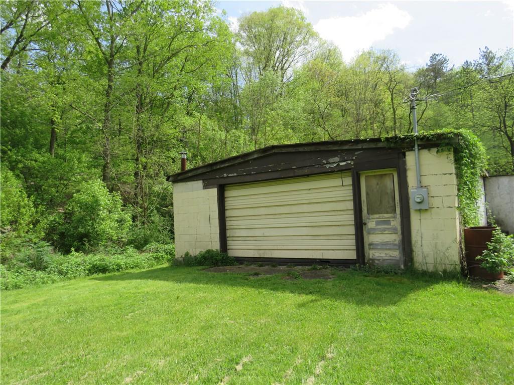 1412 Millerstown Road Tarentum, PA 15084 - Photo 5 of 28 Gallery Image 5