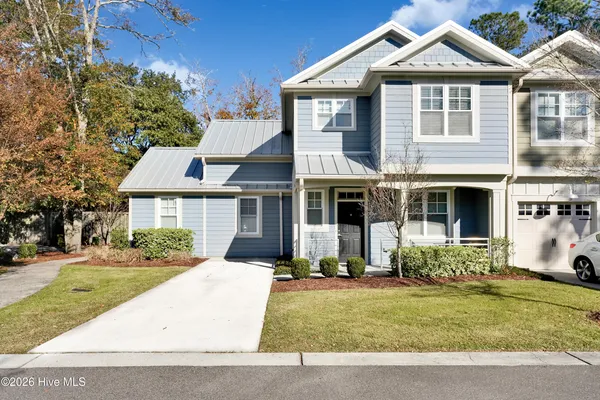 $2,950 | 1639 Fallen Leaf Lane, Unit B, Wilmington, NC 28403