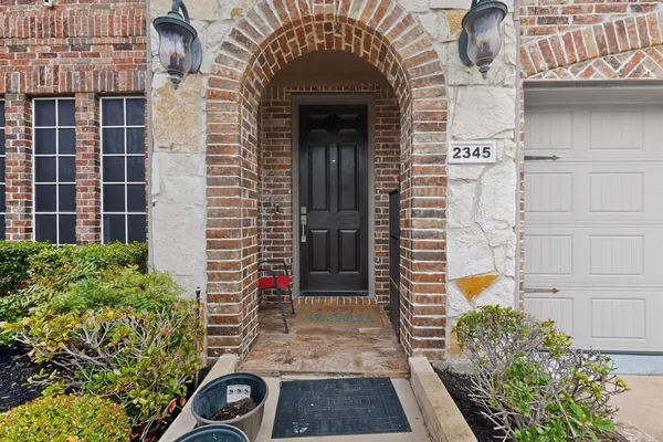 $3,200 | 2345 Fountain Gate Drive, Little Elm, TX 75068