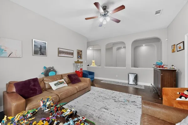 $3,200 | 2345 Fountain Gate Drive, Little Elm, TX 75068