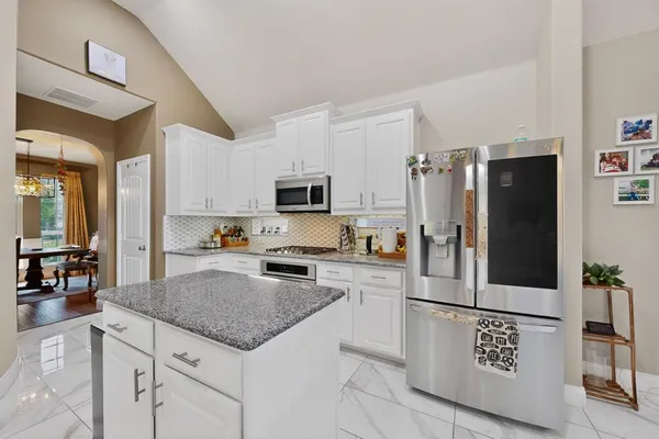 $3,200 | 2345 Fountain Gate Drive, Little Elm, TX 75068
