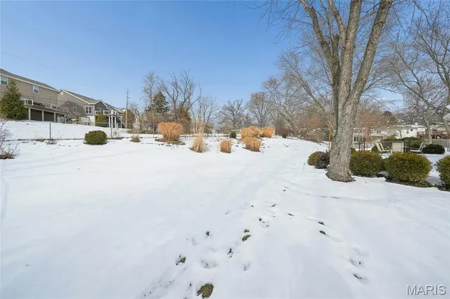 $335,000 | 857 Village Meadow Drive, Ballwin, MO 63021