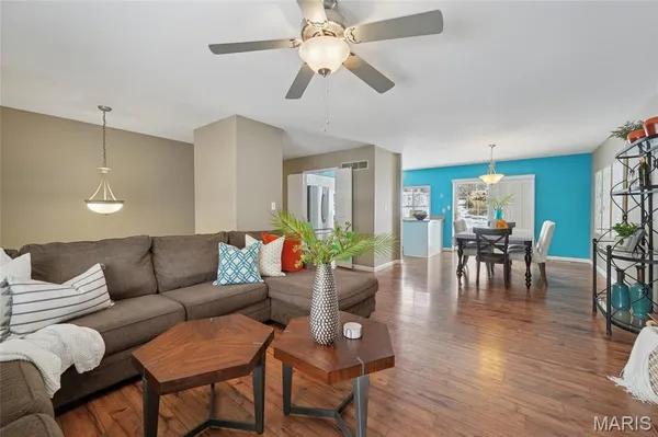 $325,000 | 857 Village Meadow Drive, Ballwin, MO 63021