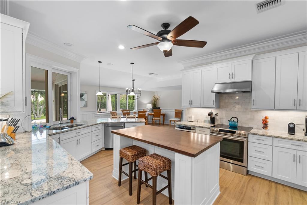 535 Anchor Rode Drive Naples, FL 34103 - Photo 6 of 37