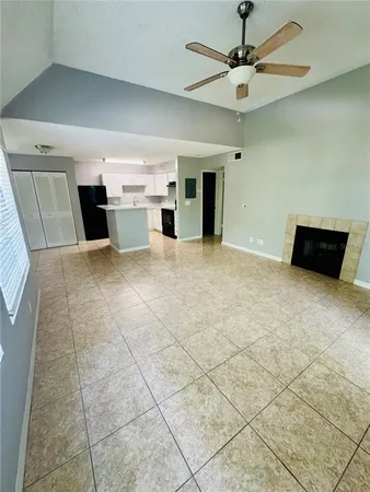 $1,650 | 385 Woodside Drive, Unit 201, Altamonte Springs, FL 32701