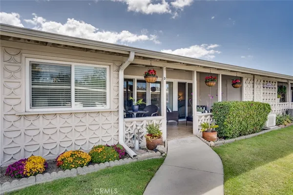 $350,000 | 1075 Brookline Road, Unit 220D, Seal Beach, CA 90740