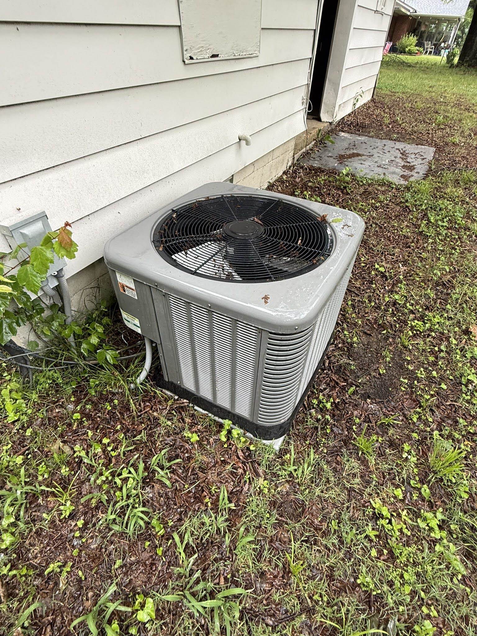 8488 Quito Road Millington, TN 38053 - Photo 25 of 30 a close view of a sink in a garden
