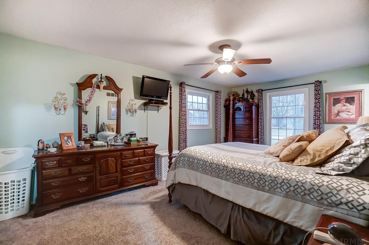 216 Meadowmere Drive Butler, IN 46721 - Photo 14 of 28 Gallery Image 14