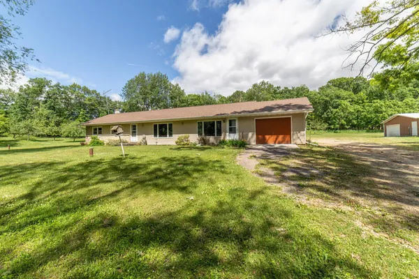 $375,000 | N3412 2nd, Oxford, WI 53952