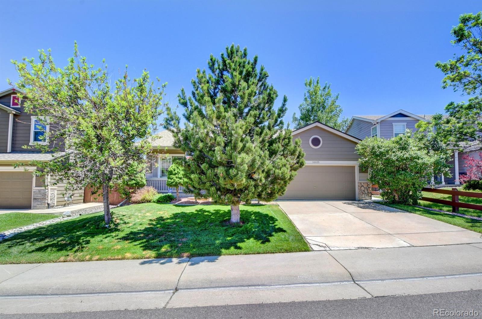 10035 Strathfield Lane Highlands Ranch, CO 80126 - Photo 1 of 37 Gallery Image 1