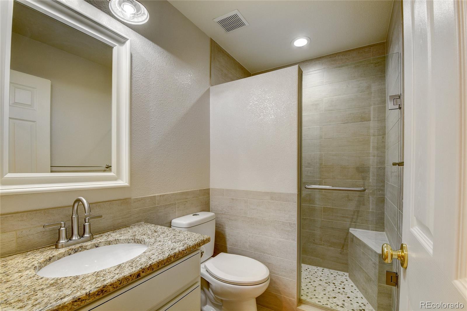 10035 Strathfield Lane Highlands Ranch, CO 80126 - Photo 13 of 37 Gallery Image 13
