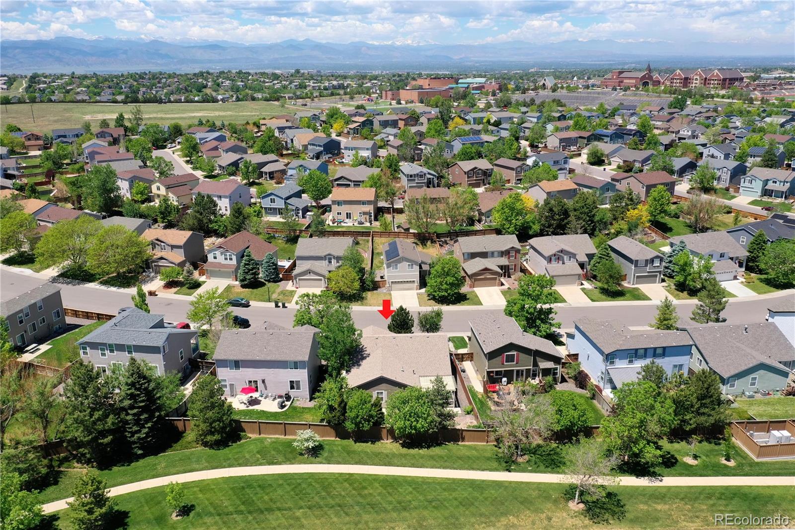 10035 Strathfield Lane Highlands Ranch, CO 80126 - Photo 34 of 37 Gallery Image 34