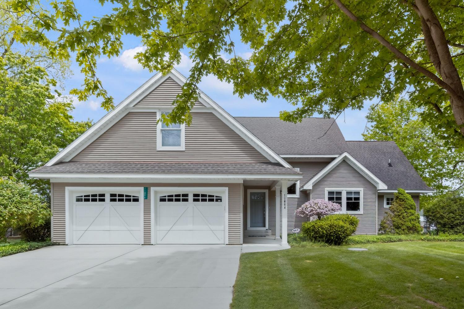 11094 Harbor Drive Three Rivers, MI 49093 - Photo 5 of 40 11094 Harbor Dr Three Rivers-large-005-0